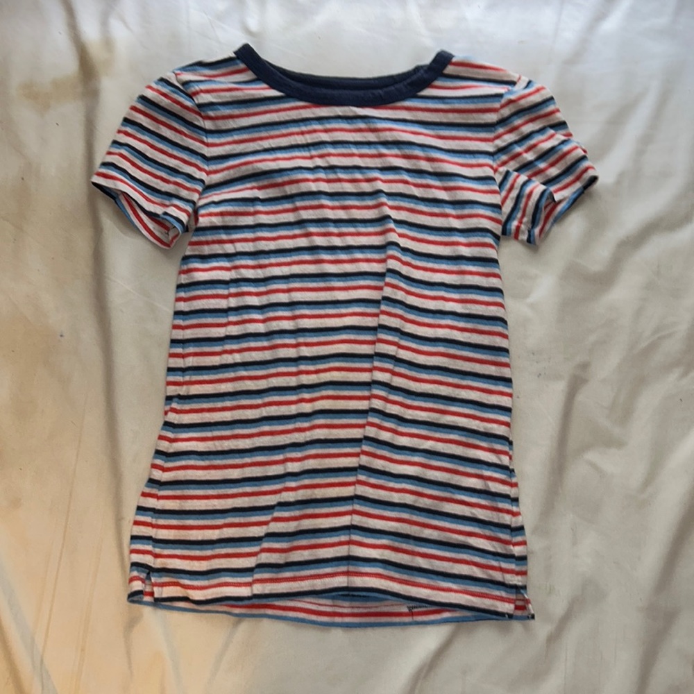 Women’s old navy tee